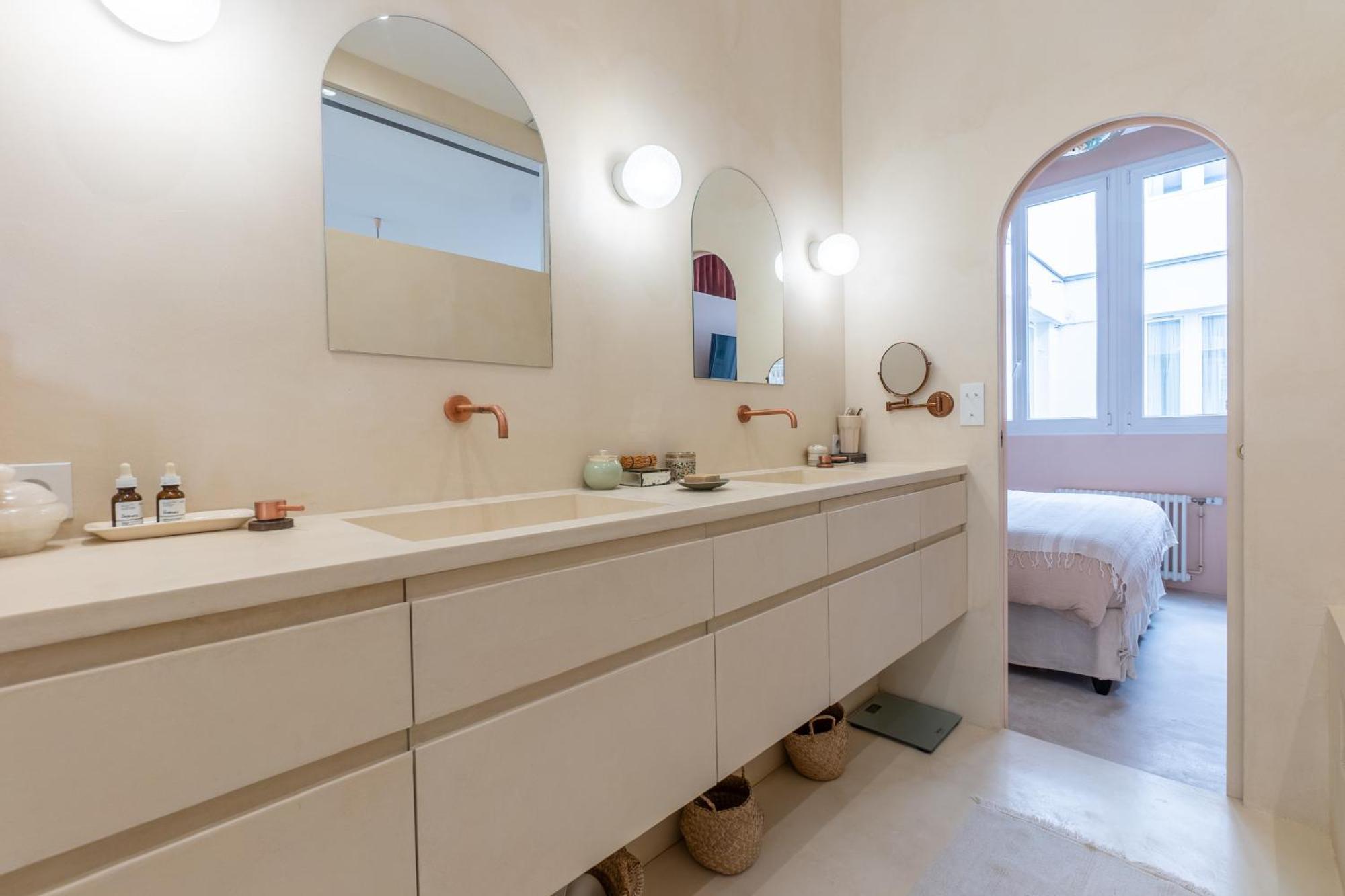 Luxurious Loft In The Heart Of Belleville Appartement Paris